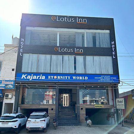 Hotel Lotus Inn Sirsa Dış mekan fotoğraf
